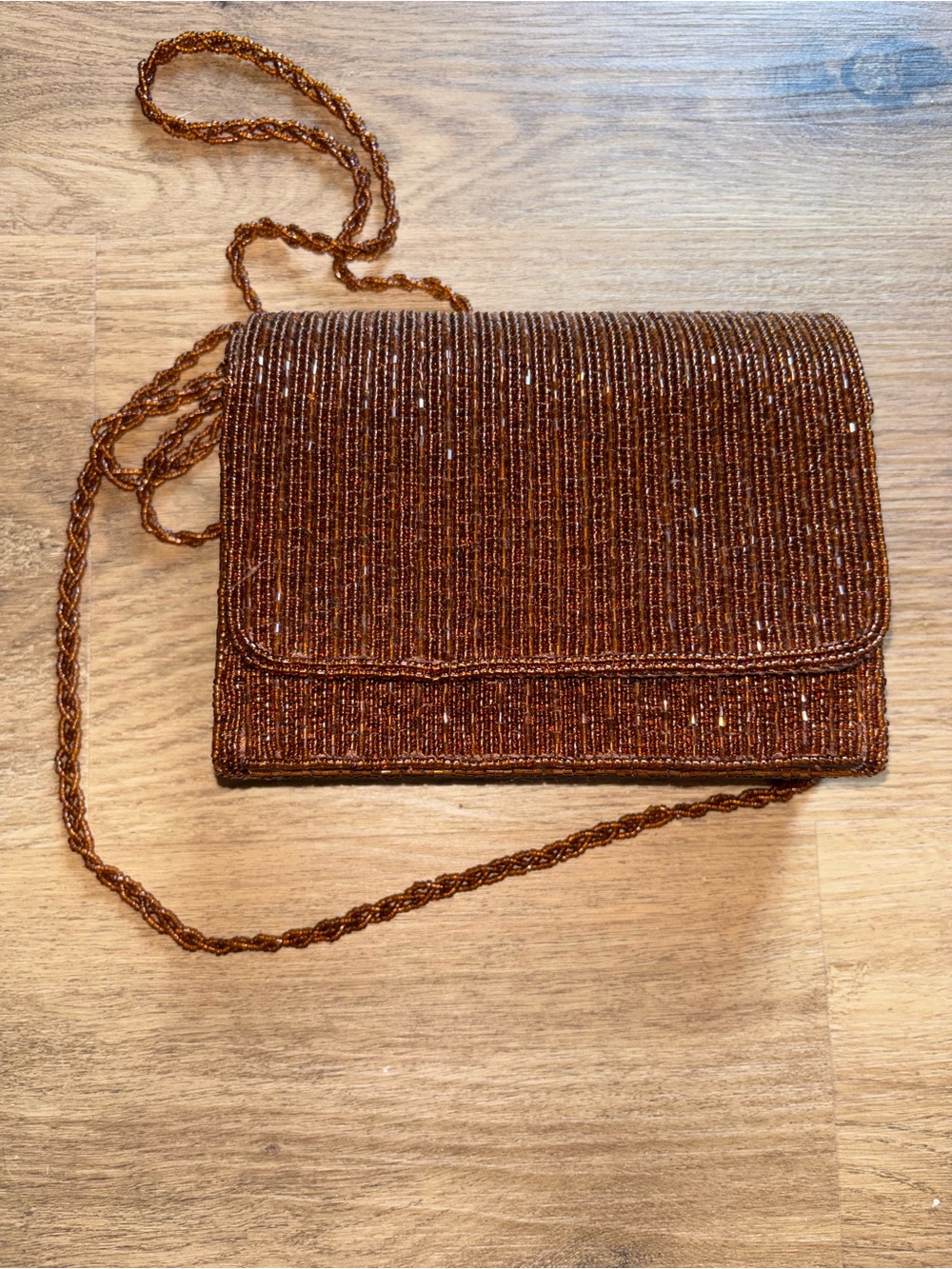 Sold 




Y2K vintage beaded clutch purse